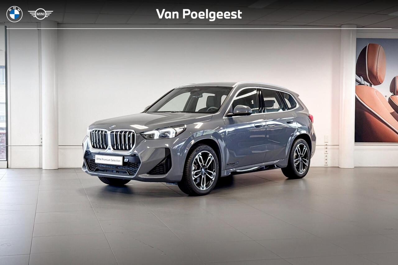 BMW iX1 xDrive30 67 kWh | M Sport | Stoelverwarming | Driving Assistant Plus |