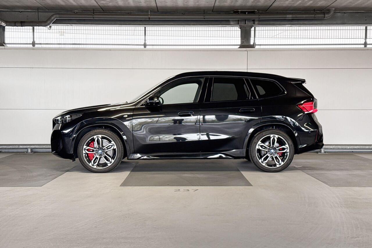 BMW iX1 eDrive20 67 kWh