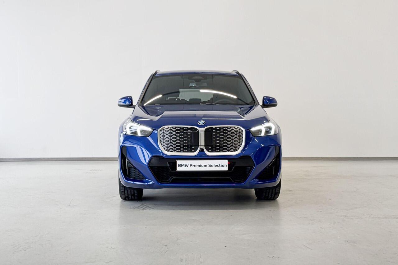 BMW iX1 eDrive20 M Sport Edition Innovation Pack - Beschikbaar vanaf: Mei 2026