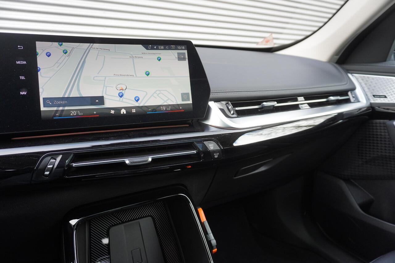BMW iX1 eDrive20 | xLine | Innovation Pack | Travel Pack