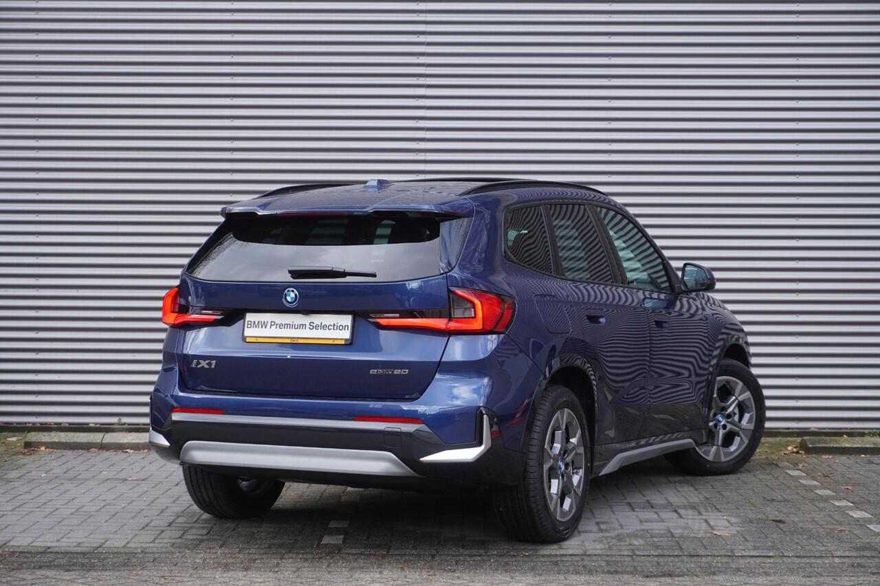 BMW iX1 eDrive20 | xLine | Innovation Pack | Travel Pack