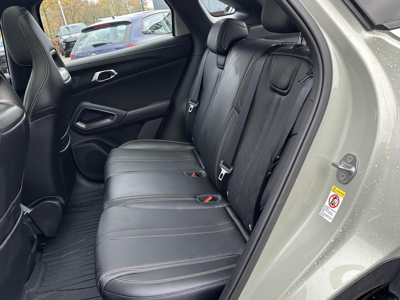 BYD ATTO 2 Boost 45 kWh VAN: ¤32.900,- VOOR: ¤30.770,- UW EINDEJAARSVOORDEEL: ¤2.130,- |800KM!|VOLLEDIGE BYD FABRIEKSGARANTIE TOT 11-2030 OF 150.000KM| STOEL + STUUR VERWARMING| ADAP. CRUISE| 360 CAMERA| PANO | DODE HOEK|