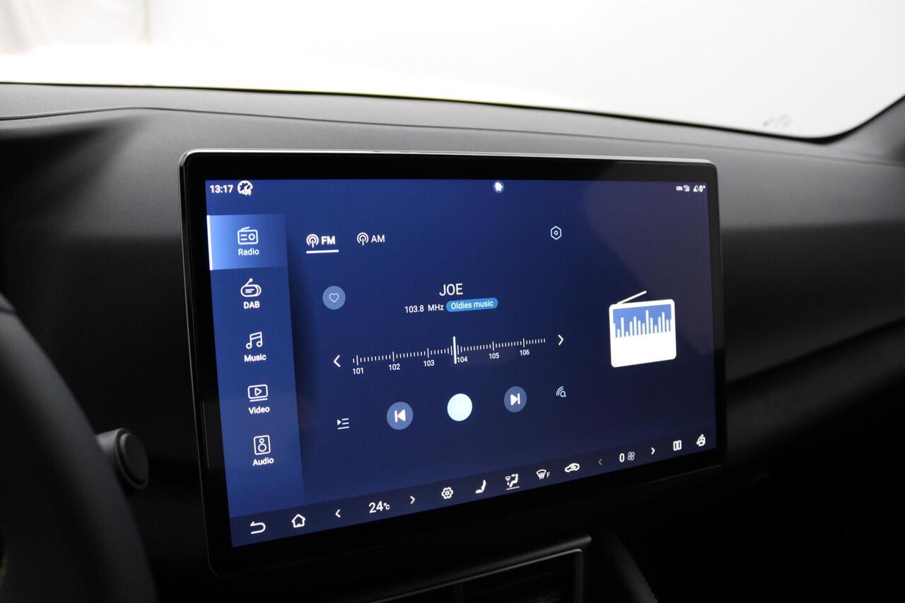 BYD ATTO 2 Boost 45 kWh Panoramadak| 360 graden camera | Navigatie | Stuur-stoelverwarming