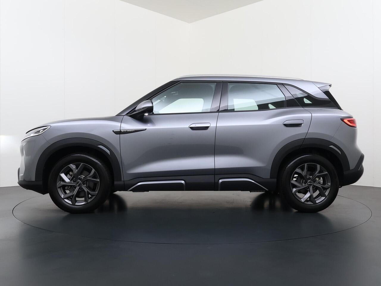 BYD ATTO 2 Boost 45 kWh VAN ¤31.900,- VOOR ¤ 27.877,- UW LENTEVOORDEEL ¤4.023,-!| DIRECT LEVERBAAR | Volledige BYD Fabrieksgarantie t/m 11-2030 of 150.000 km | Stoel & Stuurverwarming | Adaptieve Cruise | 360° Camera | Panoramadak | Dodehoekassistent | Origineel NL 