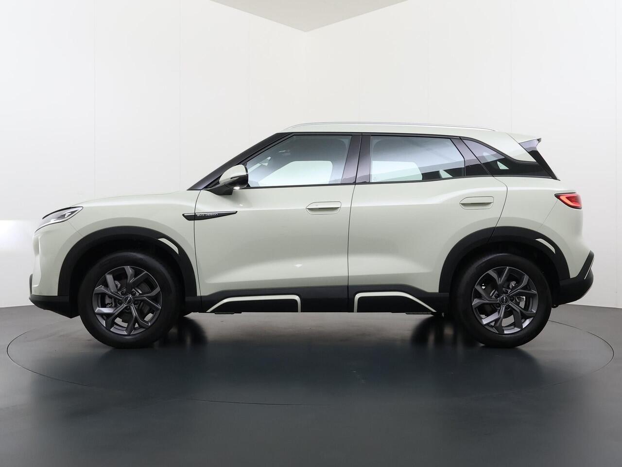 BYD ATTO 2 Boost 45 kWh VAN ¤ 31.900,- VOOR ¤ 27.877,- UW LENTEVOORDEEL ¤ 4.023,-!| DIRECT LEVERBAAR | Volledige BYD Fabrieksgarantie t/m 11-2030 of 150.000 km | Stoel & Stuurverwarming | Adaptieve Cruise | 360° Camera | Panoramadak | Dodehoekassistent | Origineel N