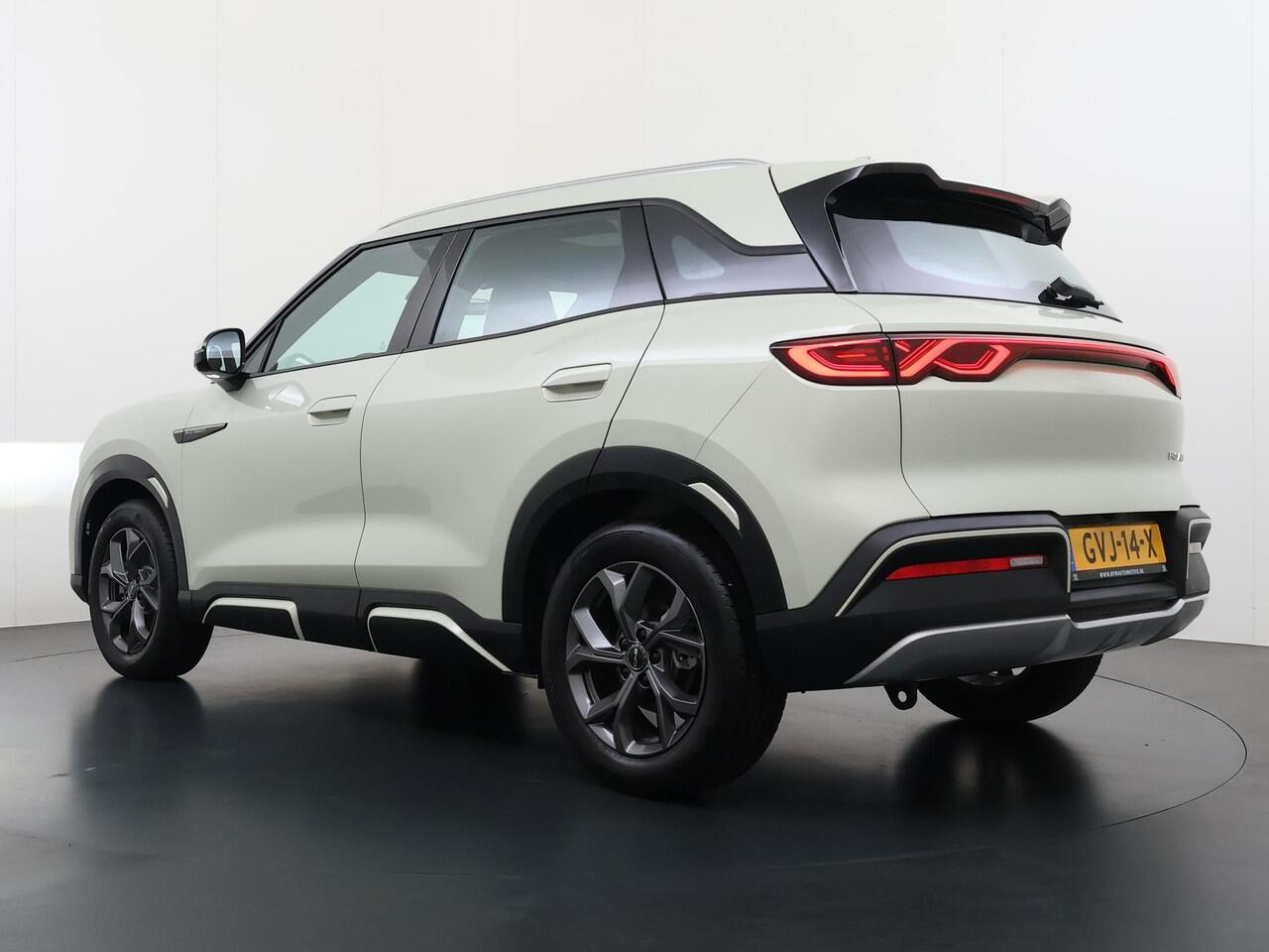 BYD ATTO 2 Boost 45 kWh VAN ¤ 31.900,- VOOR ¤ 27.877,- UW LENTEVOORDEEL ¤ 4.023,-!| DIRECT LEVERBAAR | Volledige BYD Fabrieksgarantie t/m 11-2030 of 150.000 km | Stoel & Stuurverwarming | Adaptieve Cruise | 360° Camera | Panoramadak | Dodehoekassistent | Origineel N