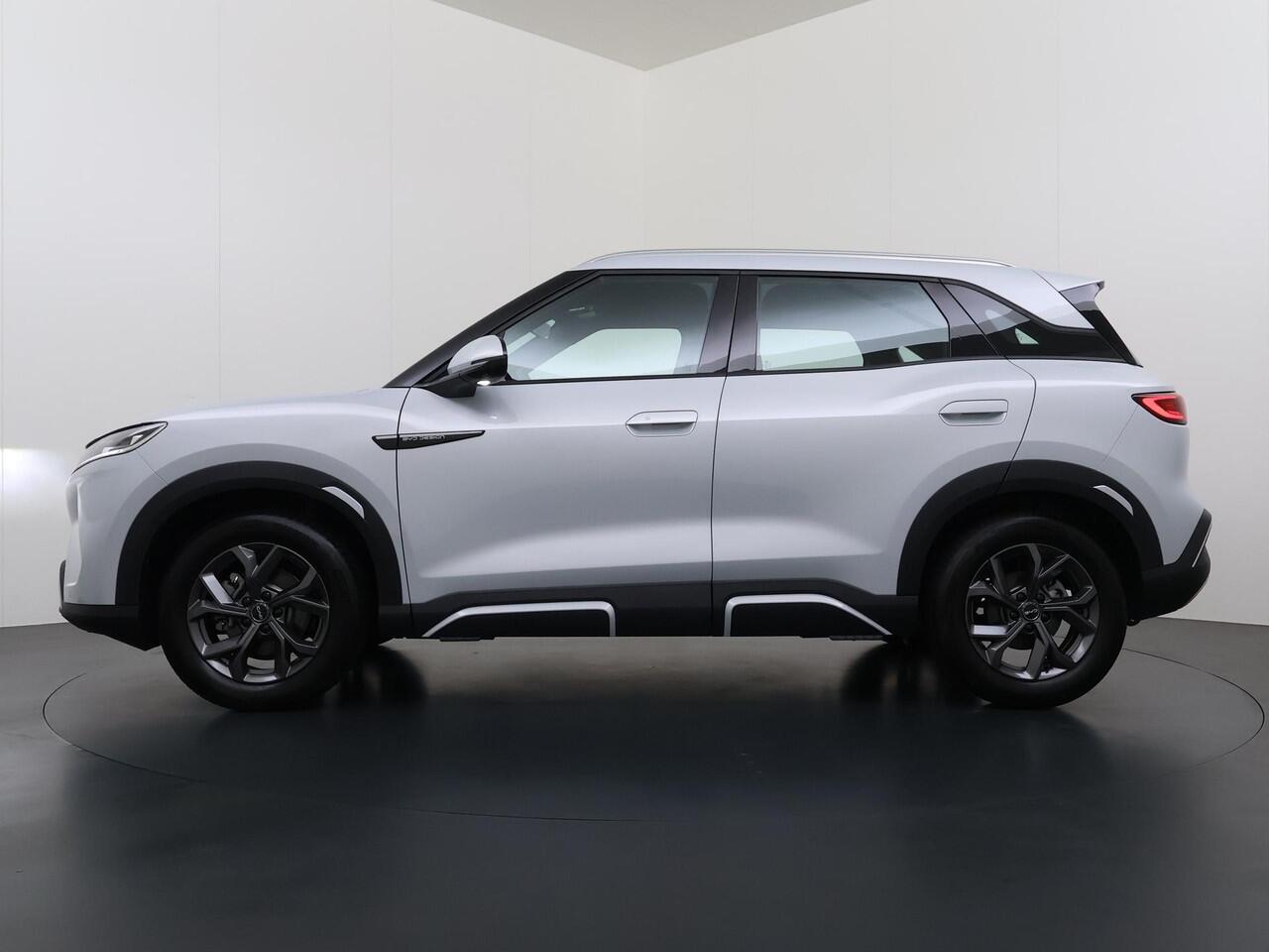 BYD ATTO 2 Boost 45 kWh VAN ¤ 31.900,- VOOR ¤ 27.877,- UW LENTEVOORDEELl: ¤4.023,-!| DIRECT LEVERBAAR | Volledige BYD Fabrieksgarantie t/m 11-2030 of 150.000 km | Stoel & Stuurverwarming | Adaptieve Cruise | 360° Camera | Panoramadak | Dodehoekassistent | Origineel 