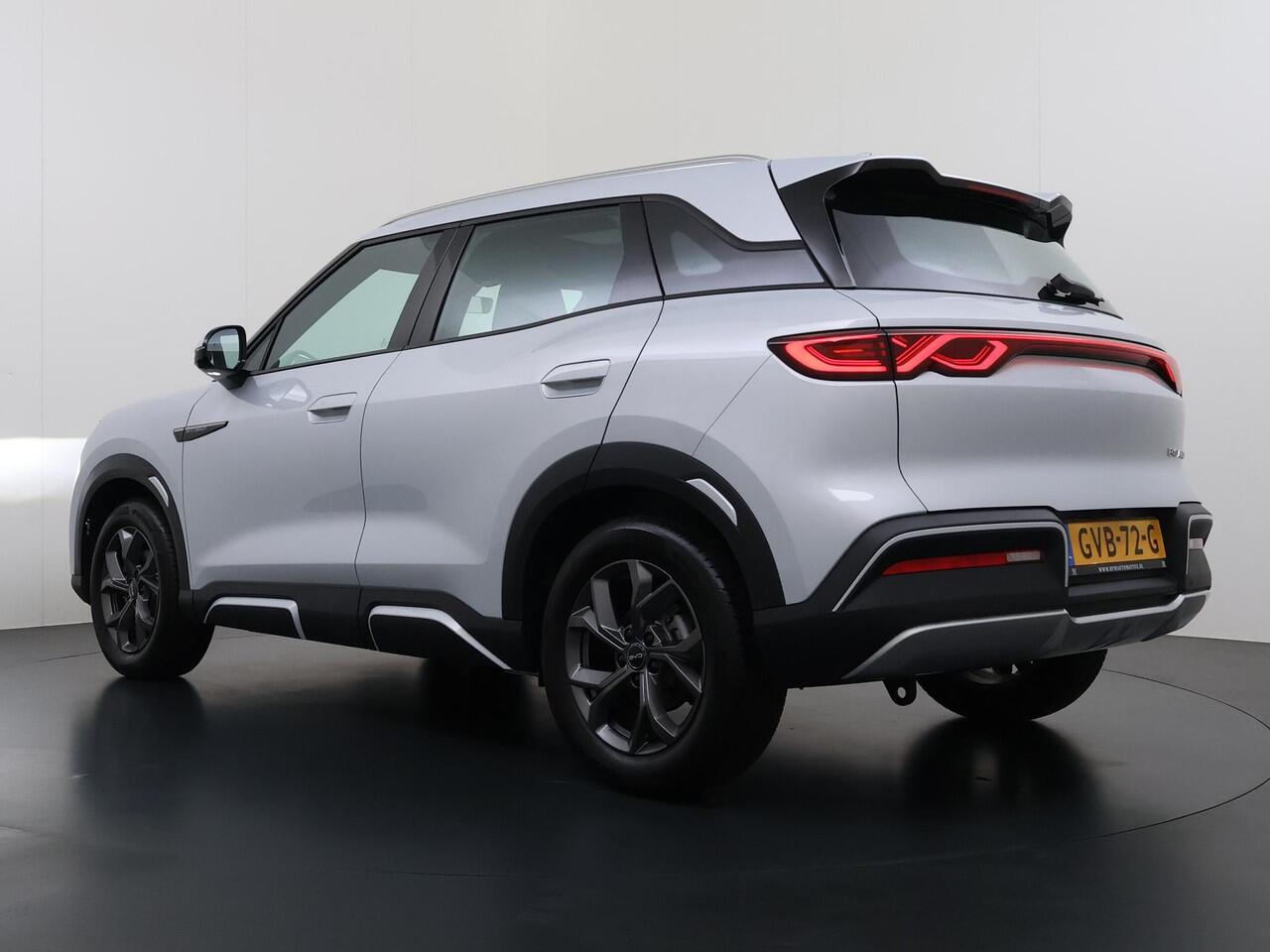 BYD ATTO 2 Boost 45 kWh VAN ¤ 31.900,- VOOR ¤ 27.877,- UW LENTEVOORDEELl: ¤4.023,-!| DIRECT LEVERBAAR | Volledige BYD Fabrieksgarantie t/m 11-2030 of 150.000 km | Stoel & Stuurverwarming | Adaptieve Cruise | 360° Camera | Panoramadak | Dodehoekassistent | Origineel 