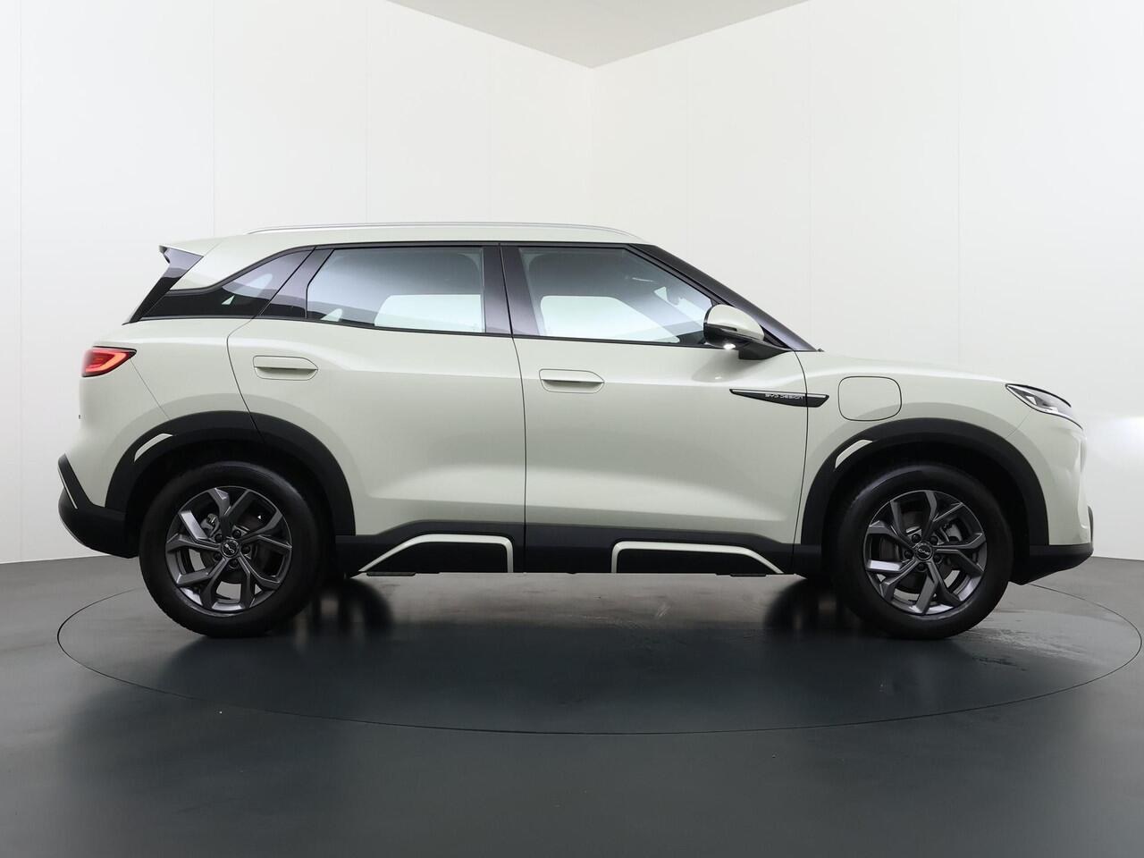 BYD ATTO 2 Boost 45 kWh VAN ¤ 31.900,- VOOR ¤ 27.877,- UW LENTEVOORDEEL ¤ 4.023,-! | DIRECT LEVERBAAR | Volledige BYD Fabrieksgarantie t/m 11-2030 of 150.000 km | Stoel & Stuurverwarming | Adaptieve Cruise | 360° Camera | Panoramadak | Dodehoekassistent | Origineel 