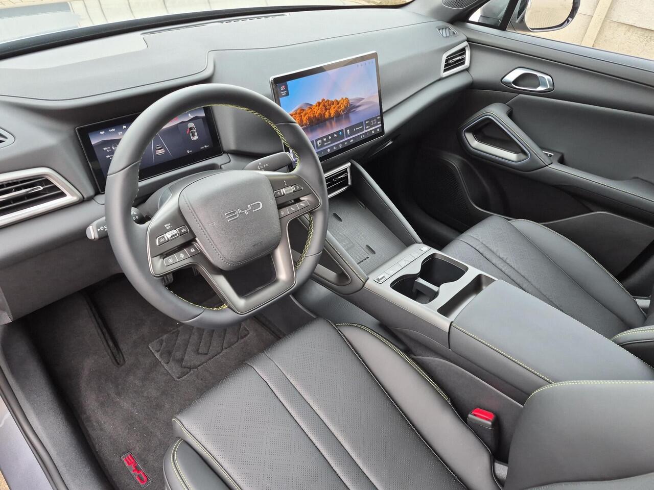 BYD ATTO 2 Comfort 65 kWh | 430km WLTP | 360° camera | Warmtepomp | Panoramadak | Stoelverwarming | Dodehoekdetectie |