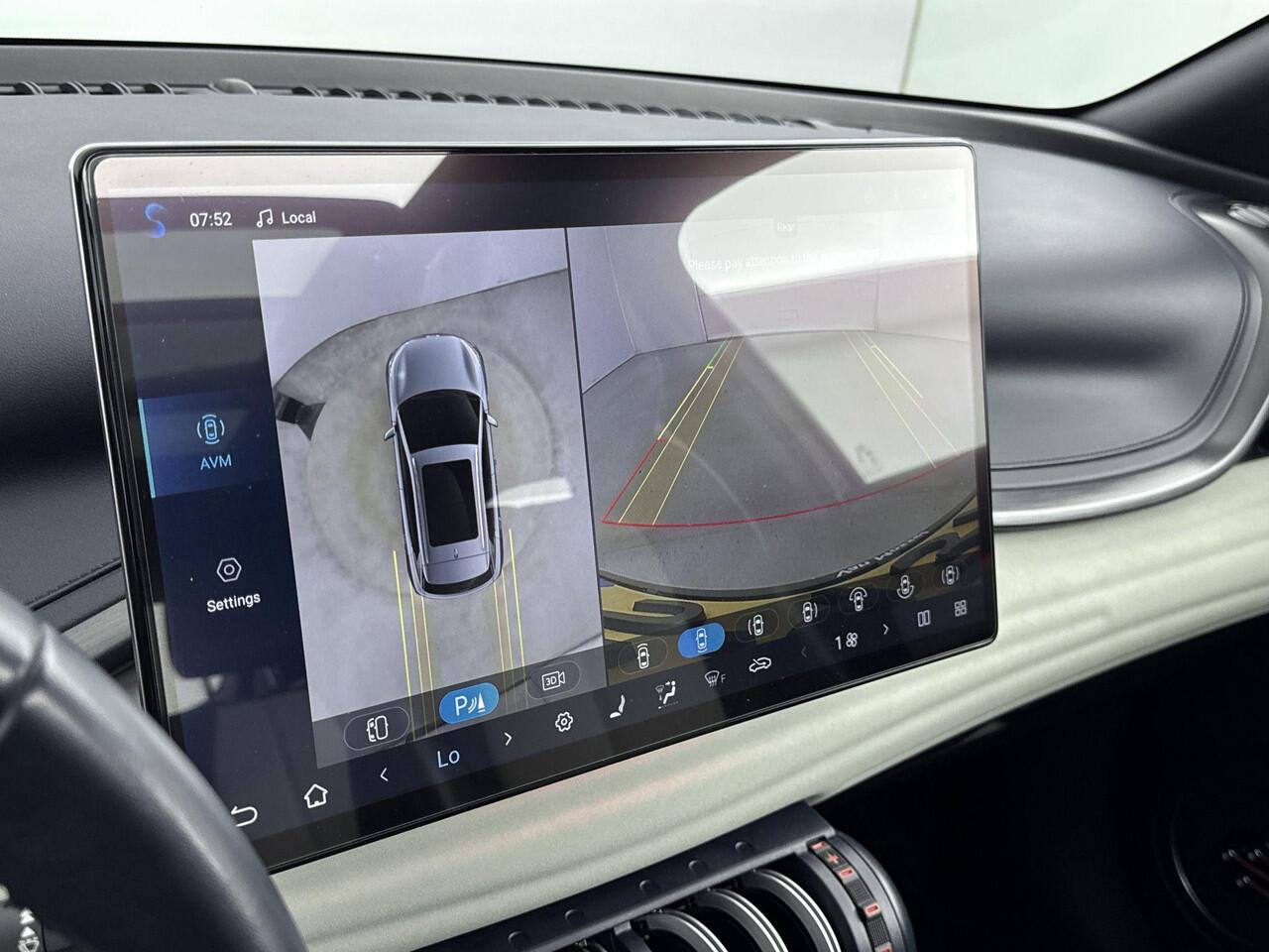 BYD Atto 3 Design 60 kWh | Elektr. bed. achterklep | Climate Control / ECC | Panoramadak | Open dak| Licht metalen velgen 18 inch | Cruise control Standaard | Navigatie | Lederen bekleding | Elektrisch verst. stoelen | Stoelverwarming | LED koplampen | Park Distance