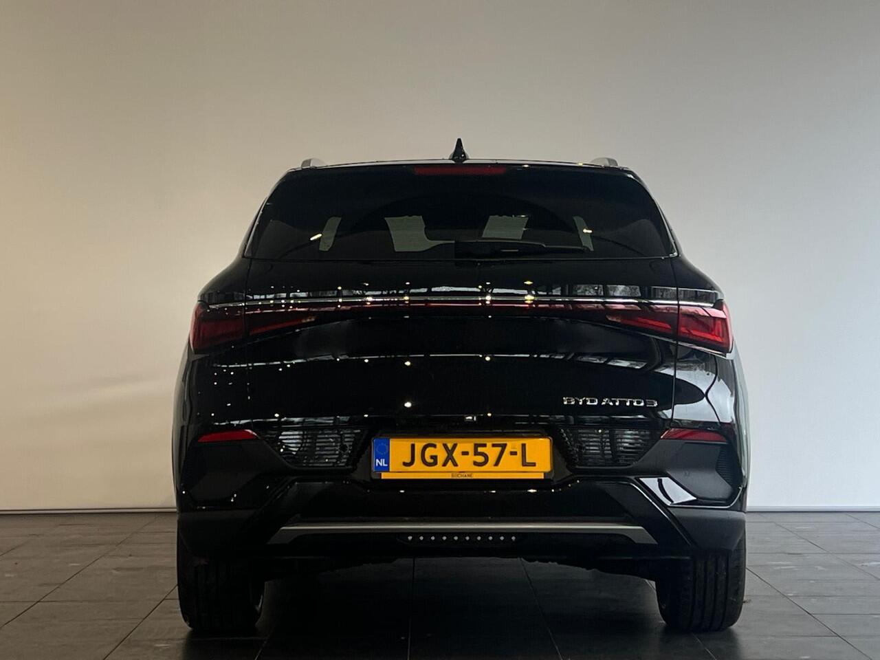 BYD Atto 3 Comfort 60 kWh CLIMATE CONTROL | NAVIGATIE | ELEKTRISCHE STOELEN | 360 CAMERA | CARPLAY & ANDROID AUTO | BEDIENING VIA APP