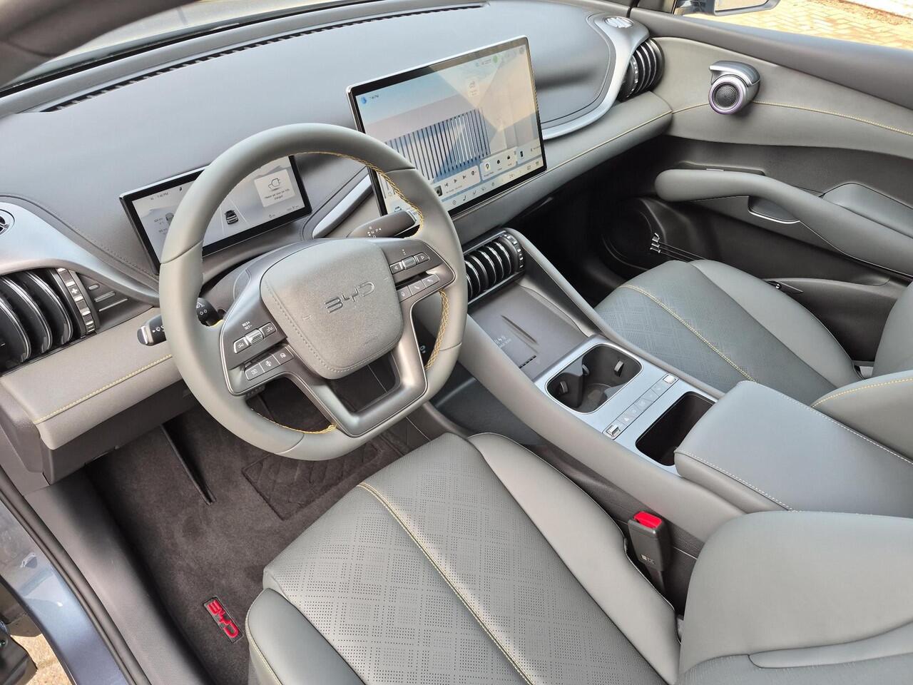 BYD Atto 3 EVO Design | Google Built-In | Stadsbereik 710 KM WLTP | Elektrisch Verstelbare Stoelen |