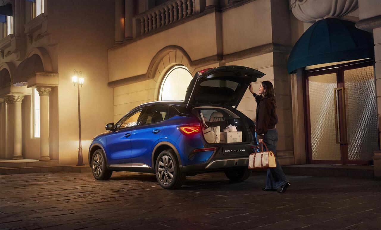 BYD Atto 3 EVO Excellence | All-Wheel Drive | 450 PK | 510 KM WLTP | 360° Camera | Panoramisch Dak | Elektrische Achterklep | Head-Up Display | Verwarmde Achterbank |