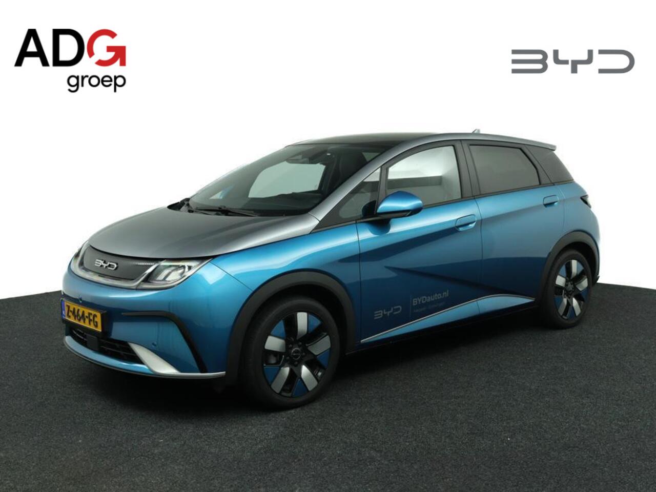 BYD Dolphin Design 60 kWh Navigatie | Stoelverwarming | 427 km WLTP | Panoramadak | Bi-tone |