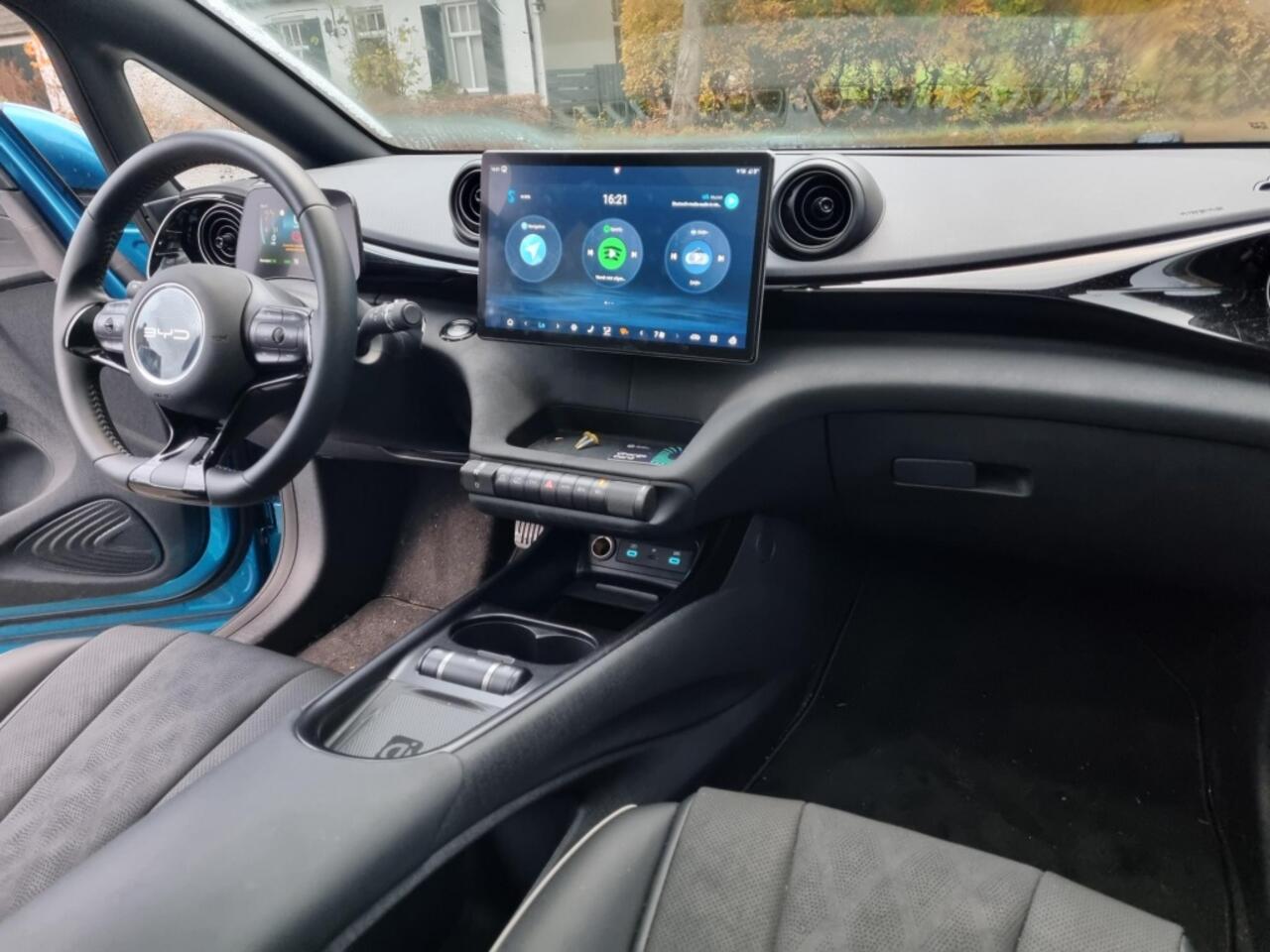 BYD Dolphin Design 60.4 kWh