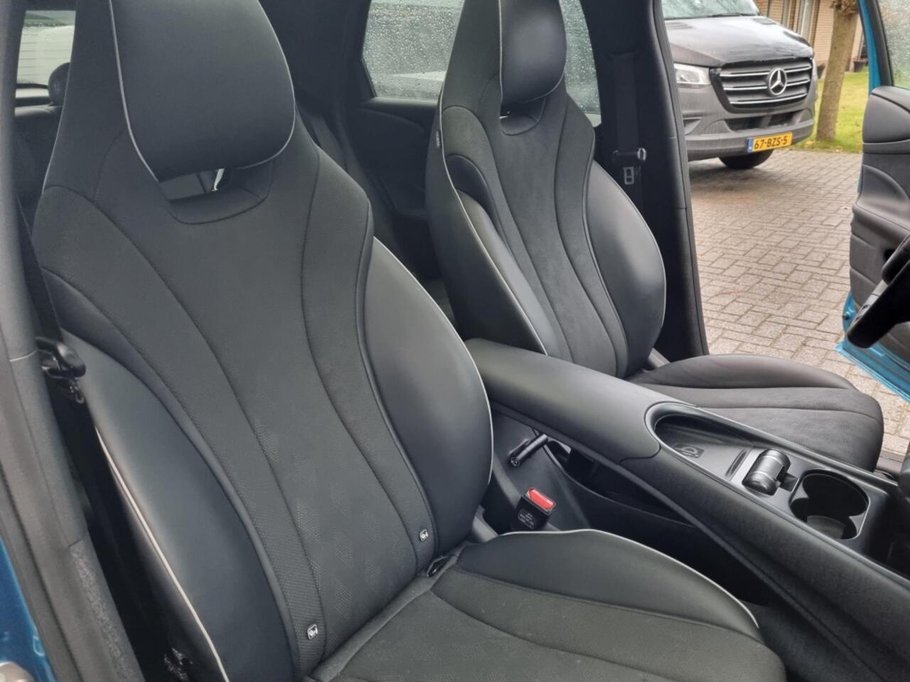 BYD Dolphin Design 60.4 kWh