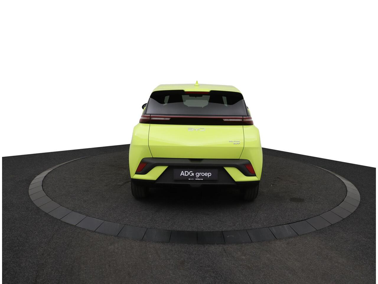 BYD Dolphin SURF Comfort 43 kWh Demo | Navigatie | Apple Carplay - Android Auto | 360 Graden Camera's