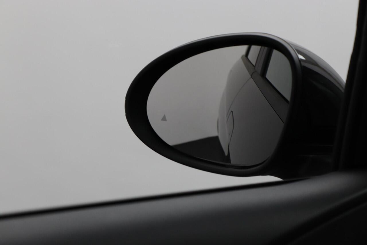 BYD Dolphin Design 60.4 kWh Design | 427 WLTP | 360 graden camera | Stuurwielverwarming | Profiteer nu tijdelijk van ¤ 1.000,- voordeel