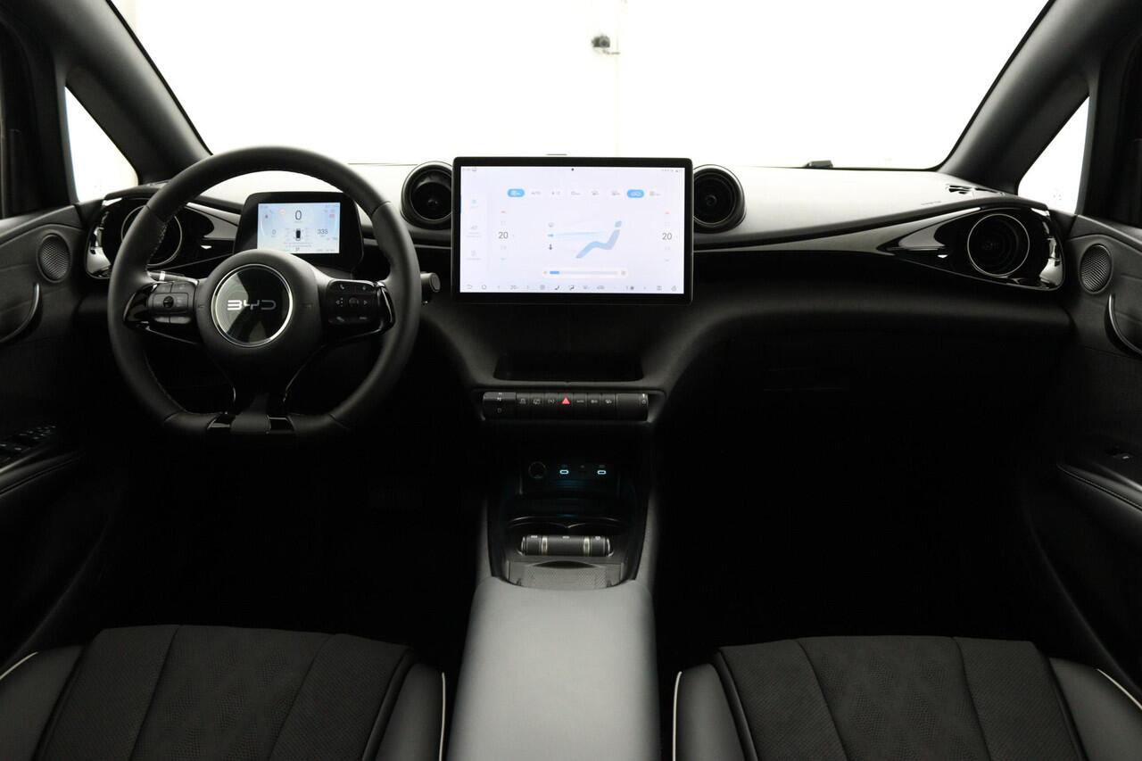 BYD Dolphin Design 60.4 kWh | Panoramadak | Parkeercamera | Navigatie |