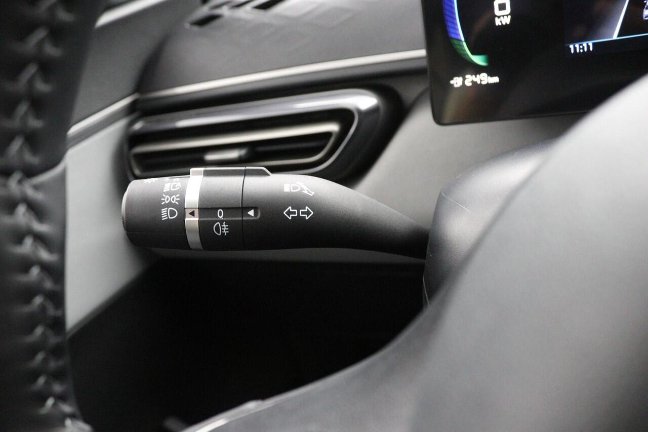 BYD Dolphin SURF Boost 43 kWh |Elektrisch verstelbare voorstoelen| 322 km WLTP | Blade Battery| 16? lichtmetalen velgen | Compacte elektrische stadsauto