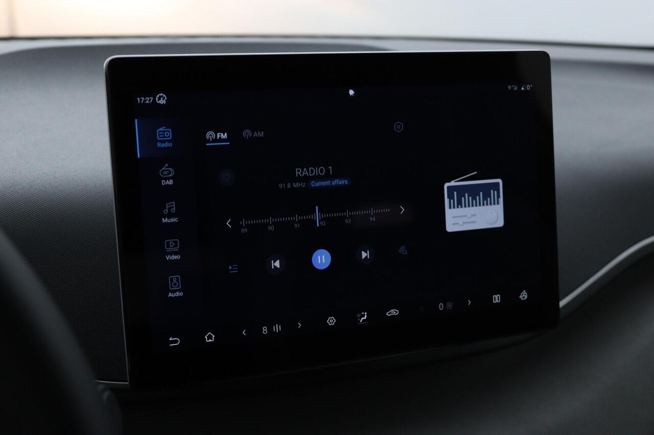 BYD Dolphin SURF Boost 43 kWh |Elektrisch verstelbare voorstoelen| 322 km WLTP | Blade Battery| 16? lichtmetalen velgen | Compacte elektrische stadsauto