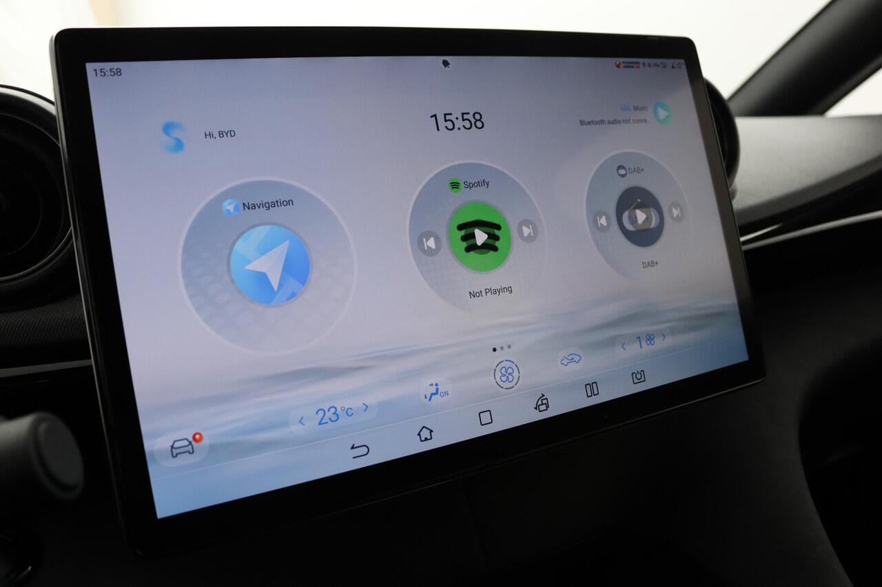 BYD Dolphin Design 60.4 kWh Demo | 427 WLTP | 360 graden camera | Stuurwielverwarming