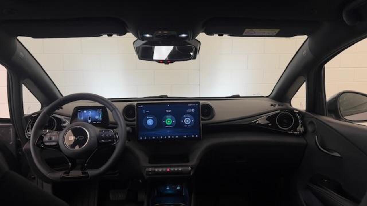 BYD Dolphin Design 60.4 kWh PANORAMADAK l ADAPTIEVE CRUISECONTROL l