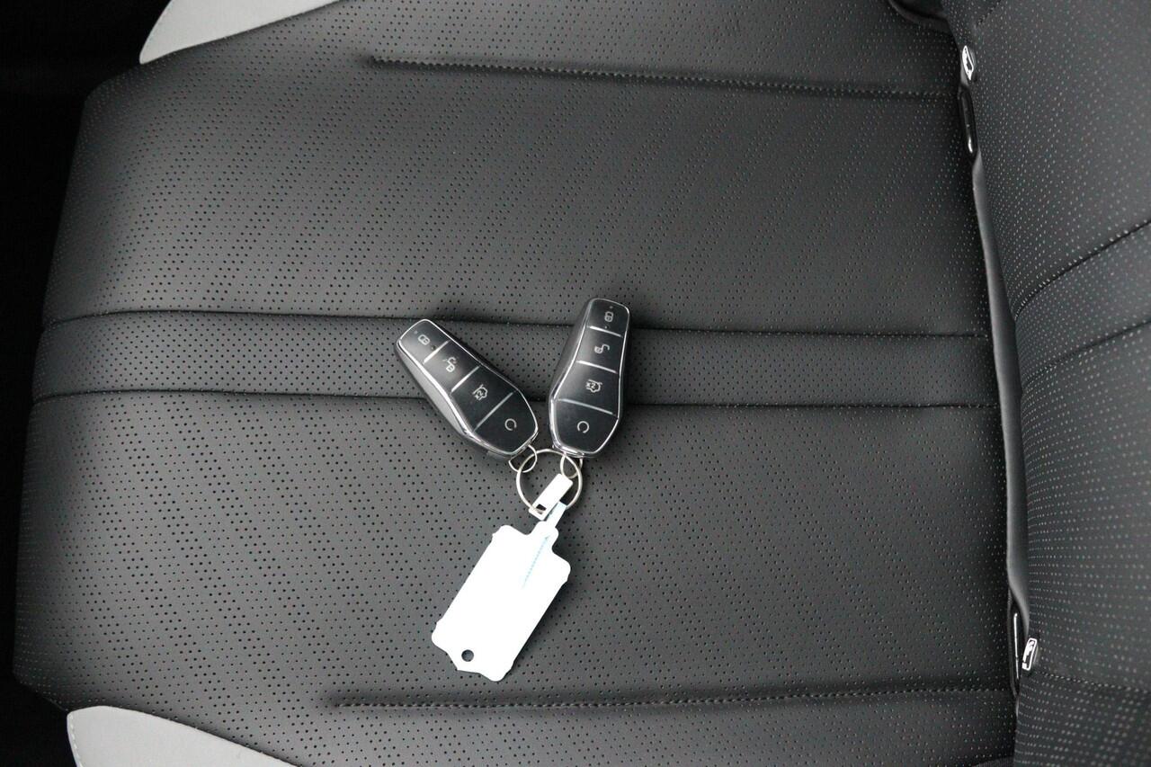 BYD Dolphin SURF Comfort 43 kWh / Snel leverbaar / 360° camera / 310 KM / Apple Carplay