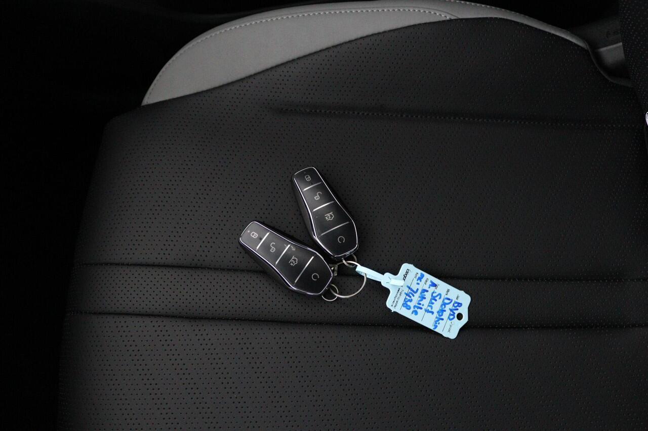 BYD Dolphin SURF Boost 43 kWh |Elektrisch verstelbare voorstoelen| 322 km WLTP | Blade Battery| 16? lichtmetalen velgen | Compacte elektrische stadsauto