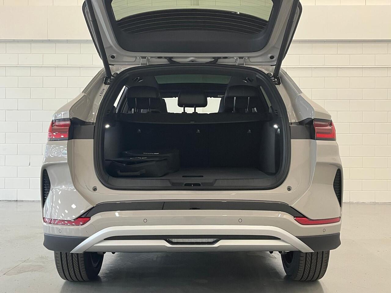 BYD Seal U Design 87 kWh SCHUIF-/KANTELDAK | NAVI | ELEKTRISCHE STOELEN | STOELVENTILATIE | STUURVERWARMING | BEDIENING VIA APP