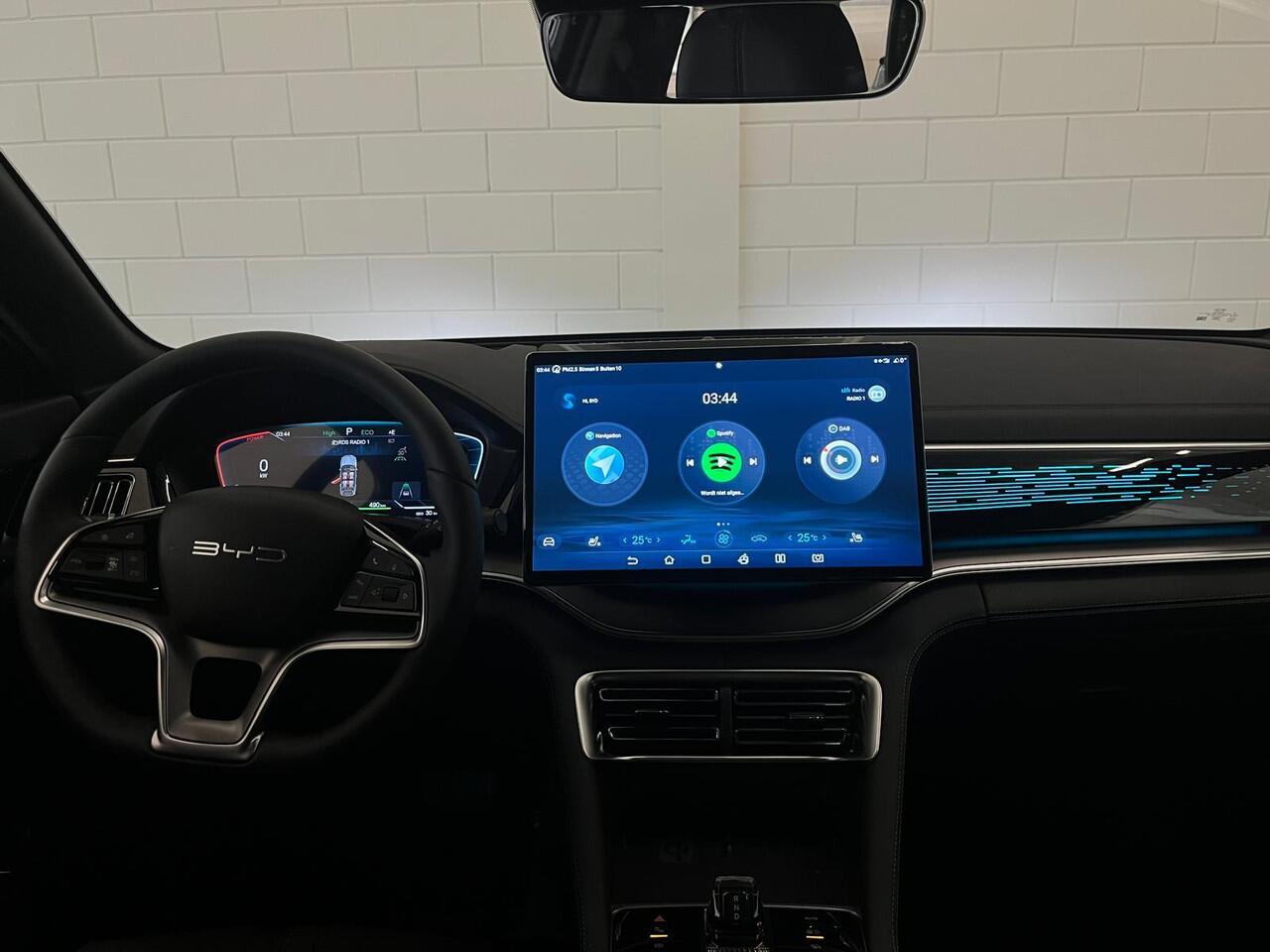 BYD Seal U Design 87 kWh SCHUIF-/KANTELDAK | NAVI | ELEKTRISCHE STOELEN | STOELVENTILATIE | STUURVERWARMING | BEDIENING VIA APP