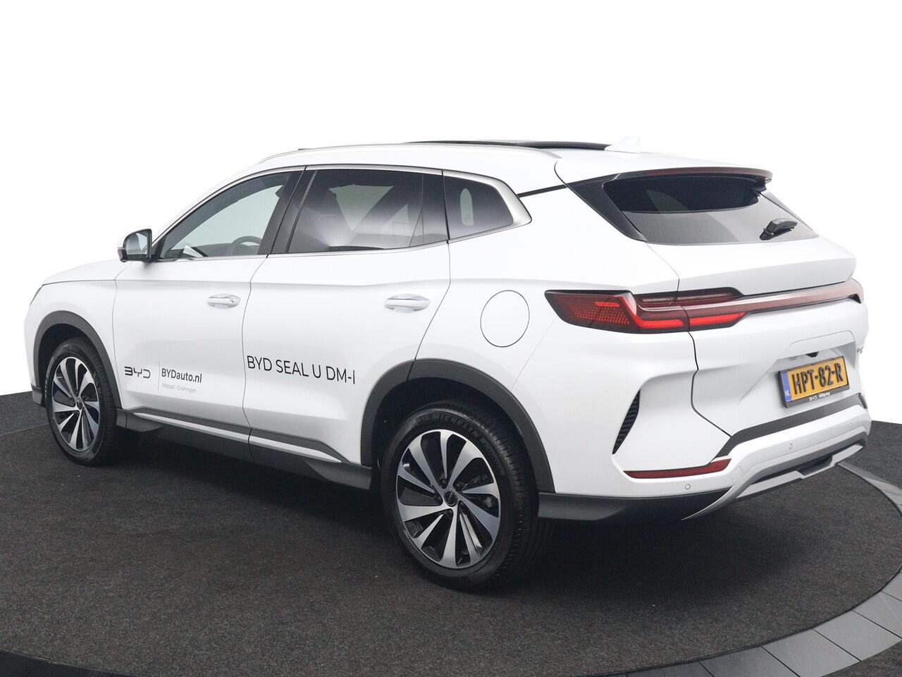 BYD Seal U 1.5 DM-i FWD Boost Demo | 1080 km | Apple Carplay | Navigatie | 360 graden camera | Panoramadak |