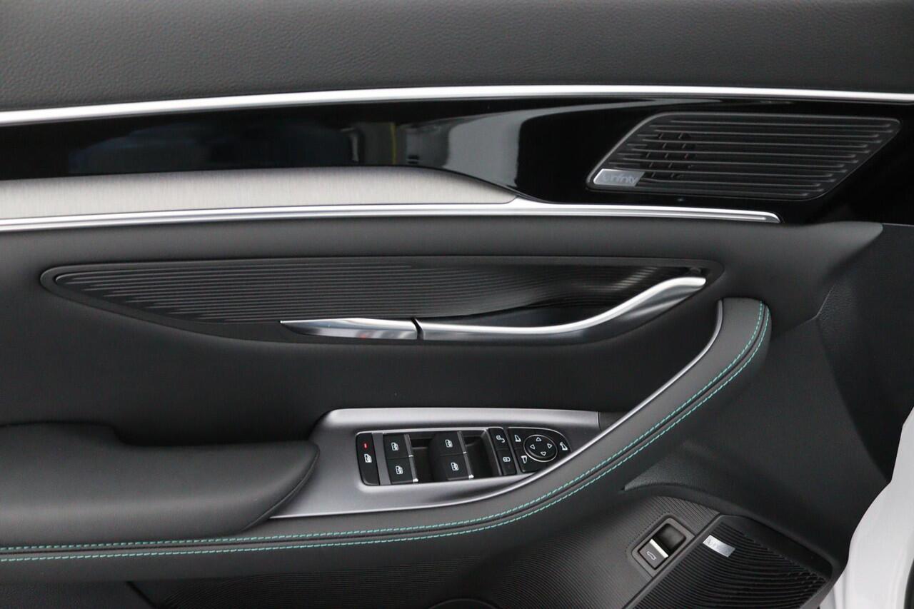 BYD Seal U 1.5 DM-i FWD Boost Demo | 1080 km | Apple Carplay | Navigatie | 360 graden camera | Panoramadak |