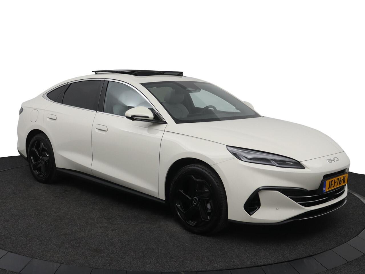 BYD Seal 6 DM-i Sedan Comfort Lite | Panoramadak | 360 graden camera