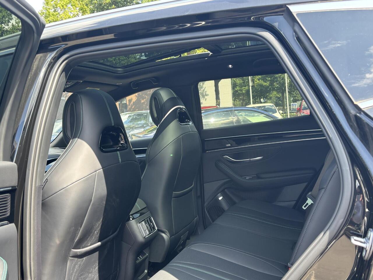 BYD Seal U 1.5 DM-i FWD Comfort 26,6kWh | UNIEK IN NL! tot 125km electrisch rijbereik | 6 jaar volledige BYD GARANTIE