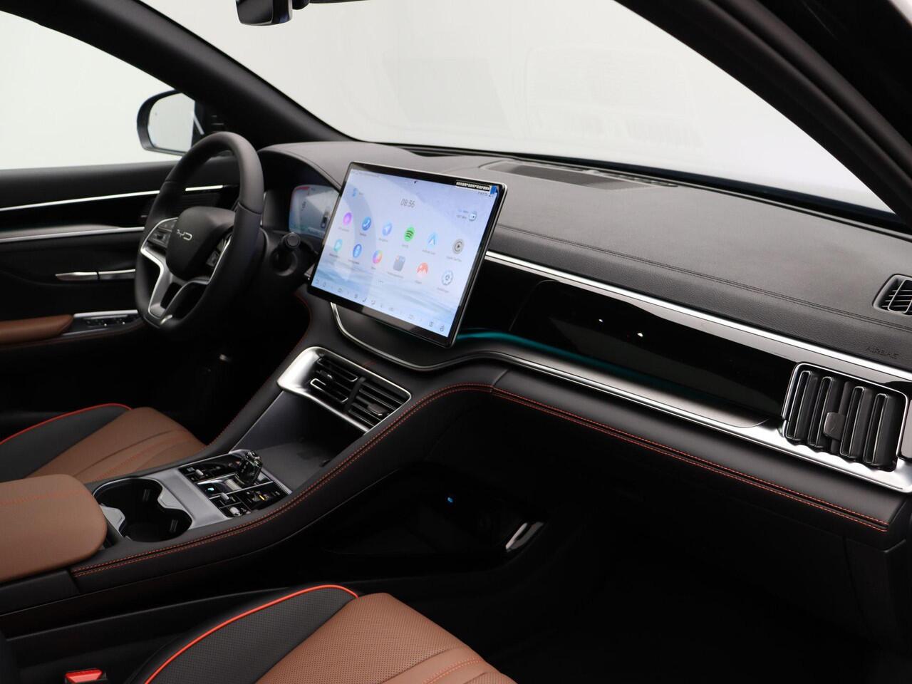 BYD Seal U 1.5 DM-i FWD Boost | Panorama Dak | Stoel & Stuurverwarming | Stoelverkoeling | Infinity Audio | 360 Graden Camera | Elektrische Achterklep |