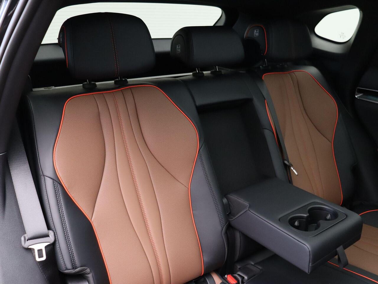 BYD Seal U 1.5 DM-i FWD Boost | Panorama Dak | Stoel & Stuurverwarming | Stoelverkoeling | Infinity Audio | 360 Graden Camera | Elektrische Achterklep |