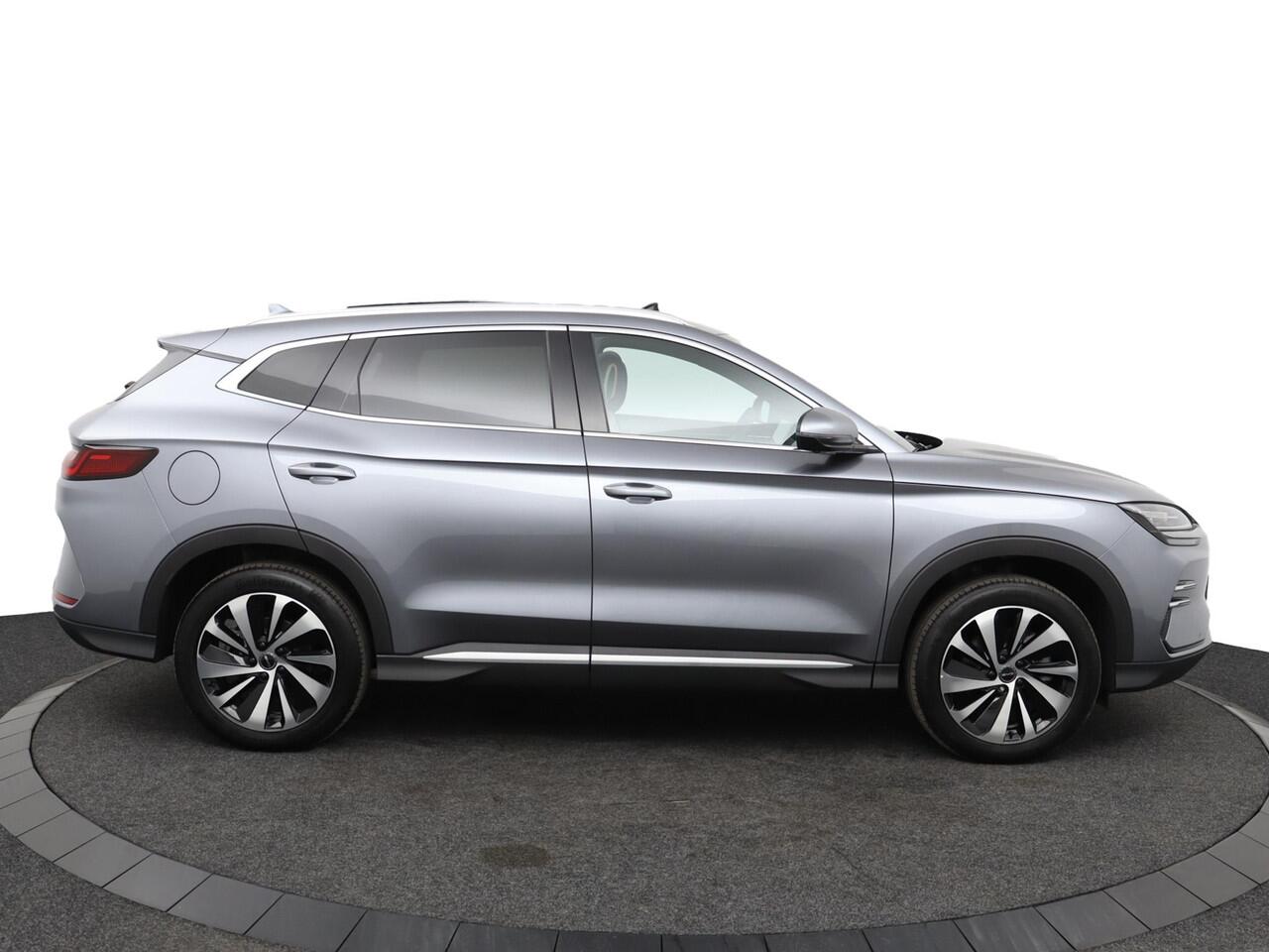 BYD Seal U Design 87 kWh Bijtellingsvriendelijk / zwart interieur / 500 km / stoelverwarming / Apple Carplay