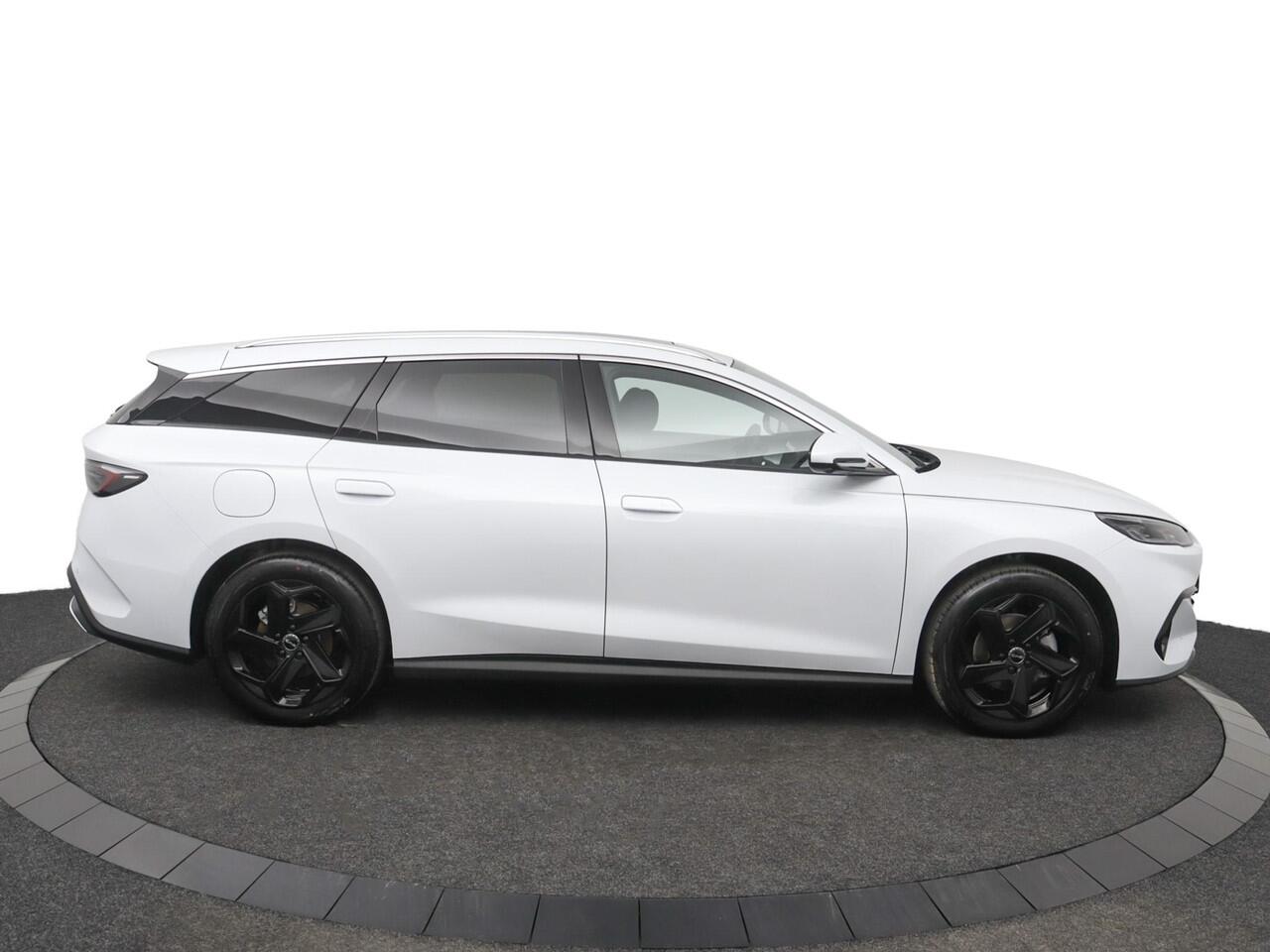 BYD Seal 6 Touring 1.5 DM-i Comfort Lite | 1505 km | Apple Carplay | Navigatie | 360 graden camera | Panoramadak |