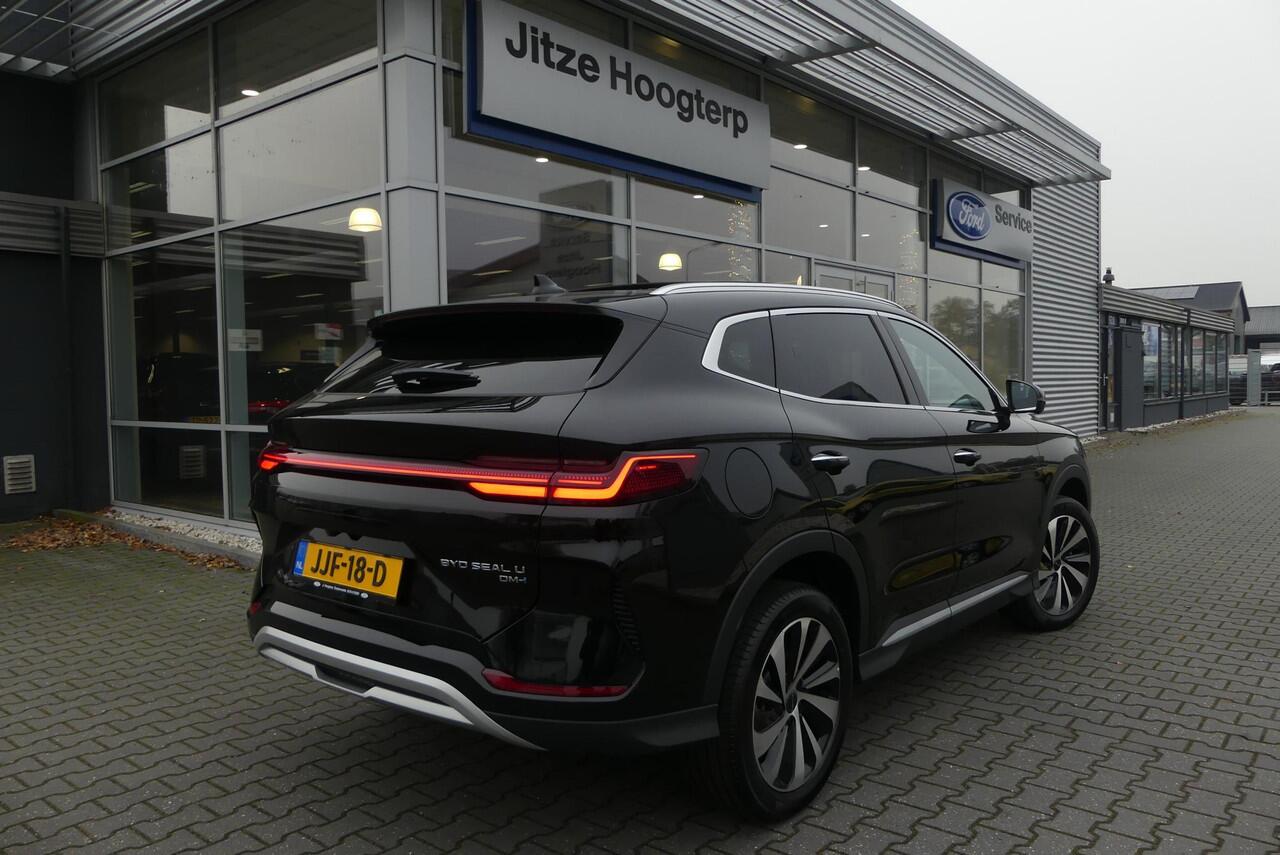 BYD Seal U 1.5 DM-i FWD Boost PHEV, ZWART/BOUNDLESS CLOUD,360° CAMERA, INFINITY, PANO, HUD, ELEKT. STOELEN/ACHTERKLEP, ADAPT. CRUISE, CLIMA, NAVI, 127KM.