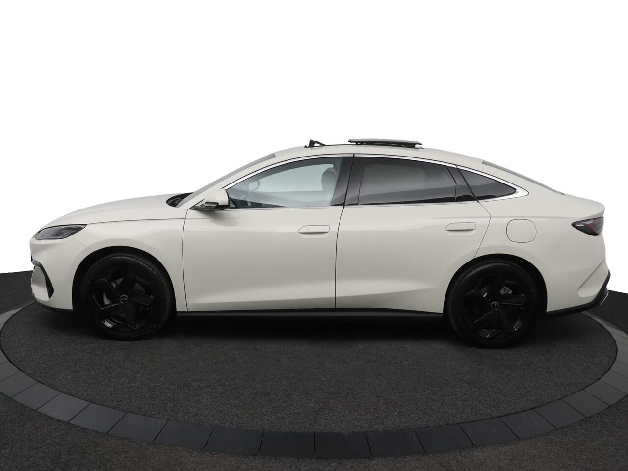 BYD Seal 6 DM-i Sedan Comfort Lite | Panoramadak | 360 graden camera