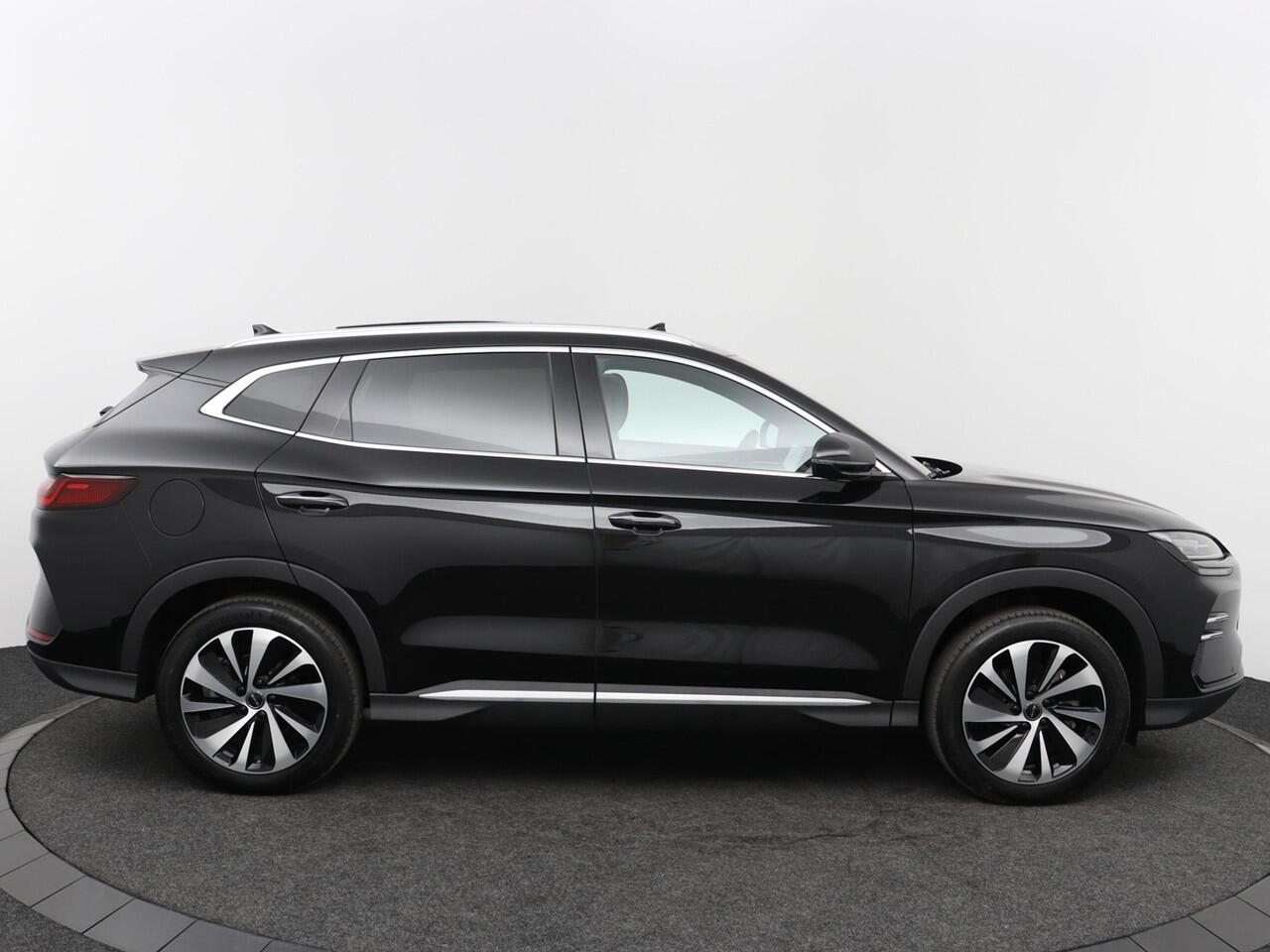 BYD Seal U Design 87 kWh | Panoramadak | 500km WLTP | Apple Carplay | Stoel/stuur verwarming | 1300kg trekgewicht