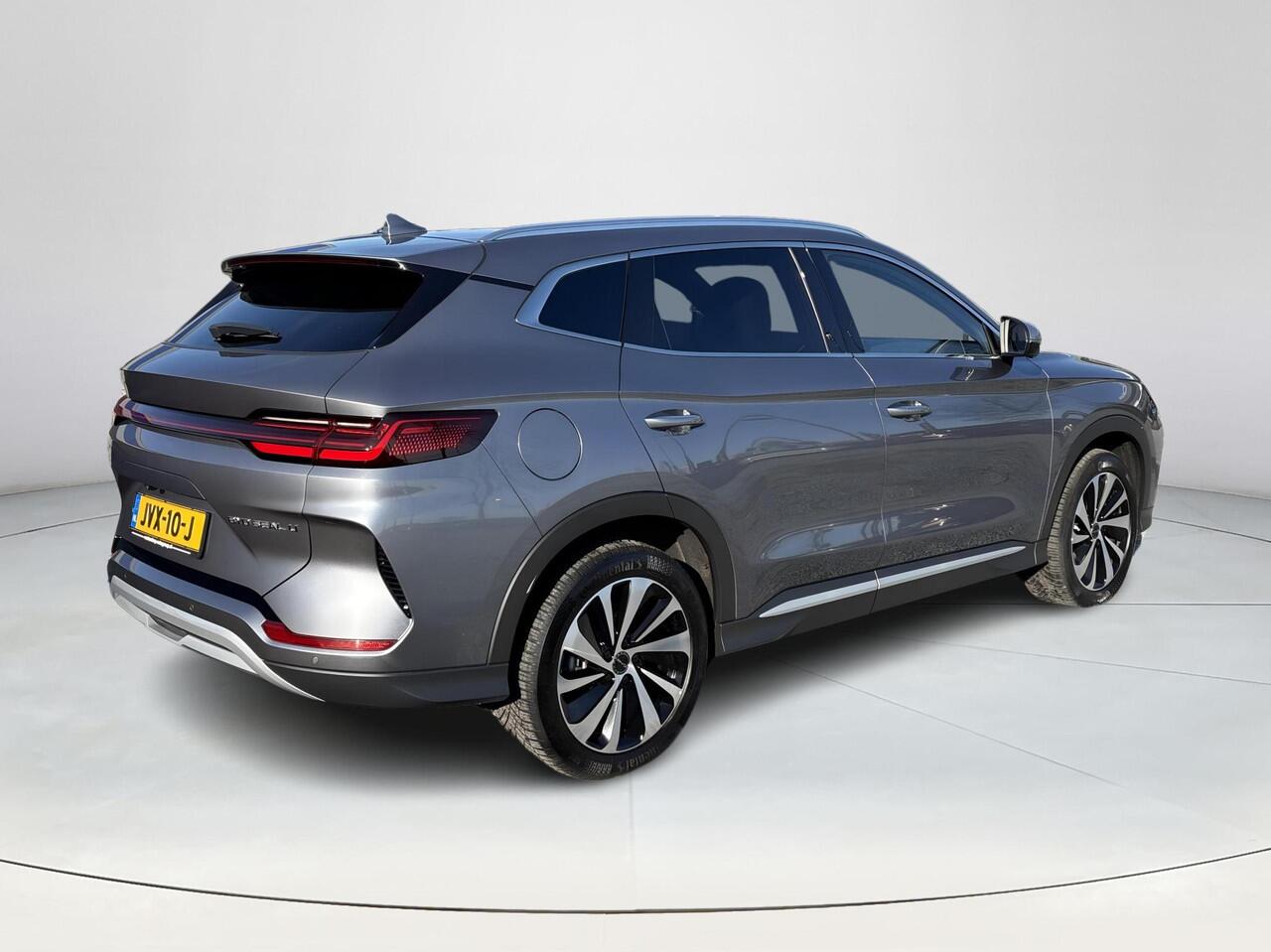 BYD Seal U Comfort 71.8 kWh | Panoramisch Schuifdak | Elektrisch Verstelbare Stoelen | 1300KG Trekgewicht | 360° Camera |