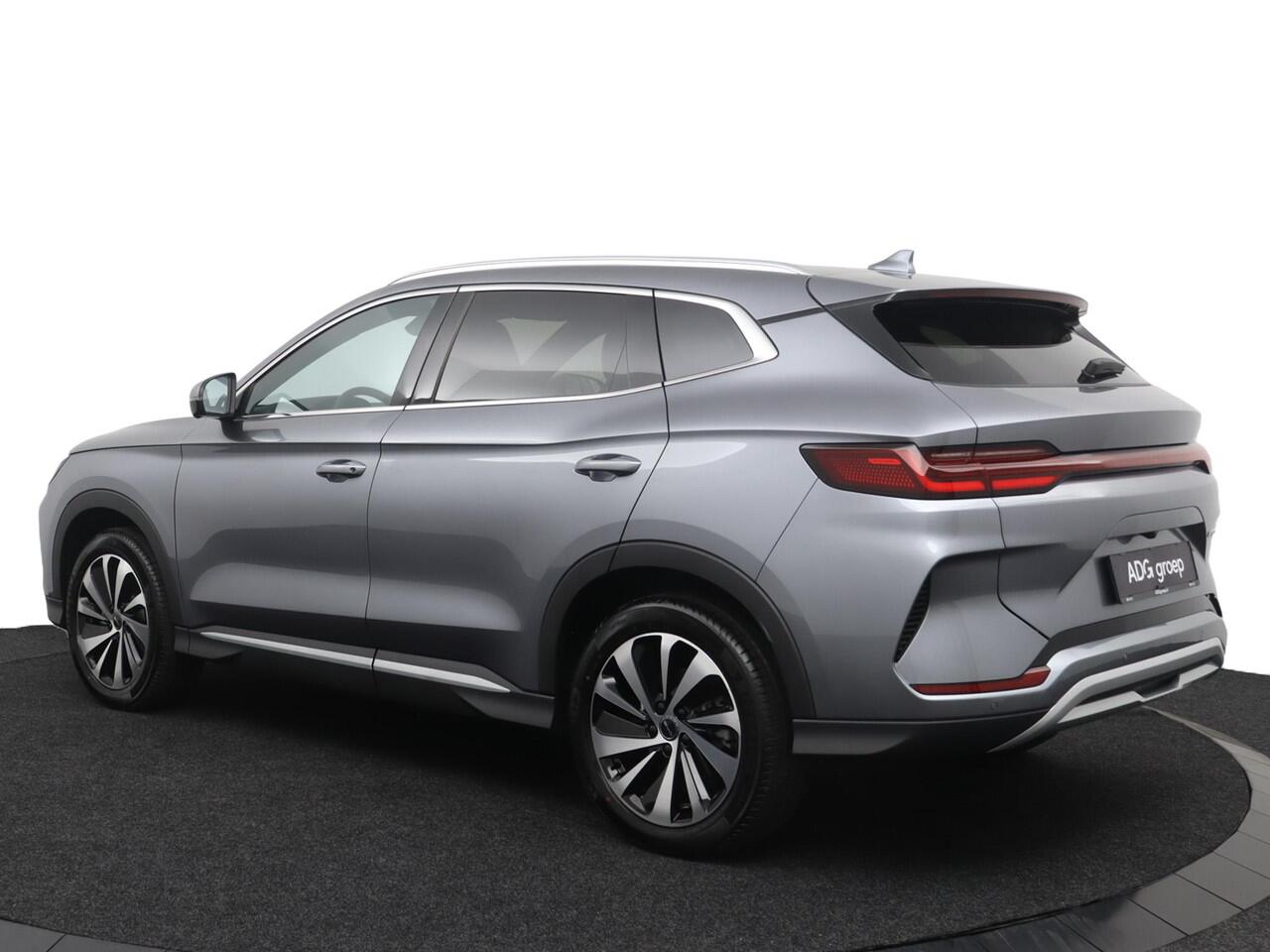 BYD Seal U Design 87 kWh | Panoramadak | Parkeercamera | Navigatie | Elektrische achterklep |