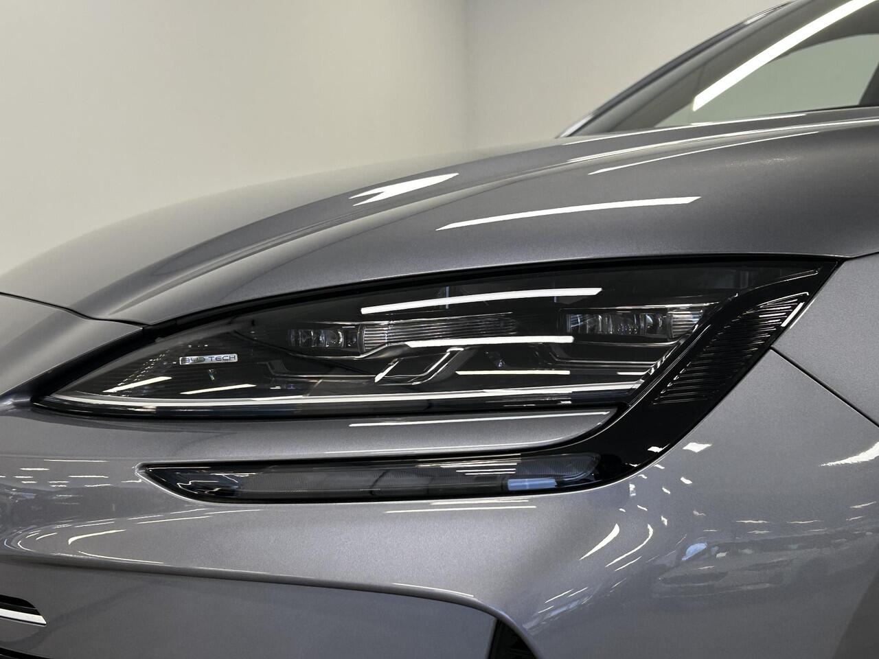 BYD Seal U 1.5 T DM-i AWD Design | SNEL LEVERBAAR! TIME GREY + LEDEREN BEKLEDING