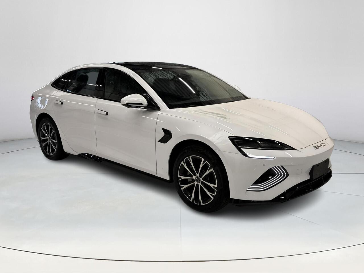 BYD Seal Business RWD 61.4 kWh | Lease Actie Model | Ficalewaarde ¤ 37.790 | WLTP 460 KM Actieradius | Direct Leverbaar |