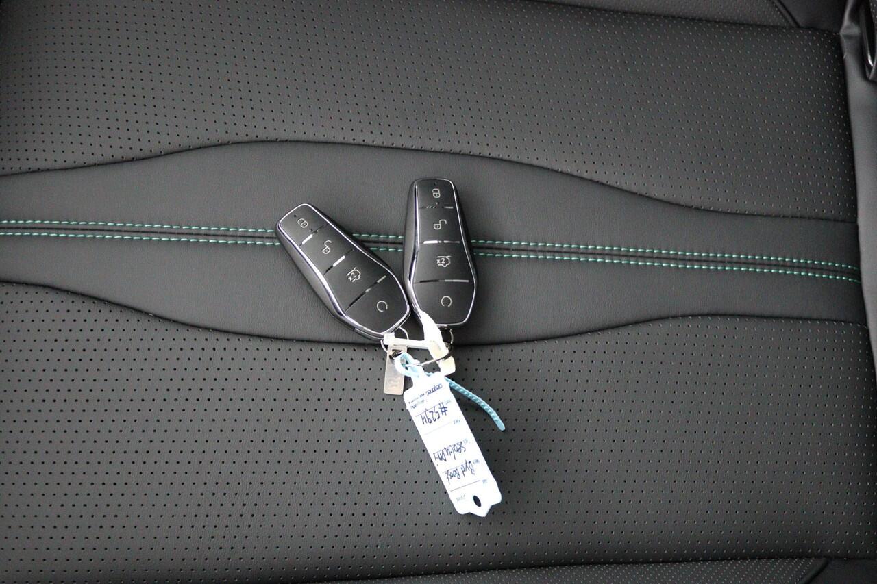 BYD Seal U 1.5 DM-i FWD Boost | 1080 KM | Panorama dak | Apple Carplay | Navigatie | 360 graden camera