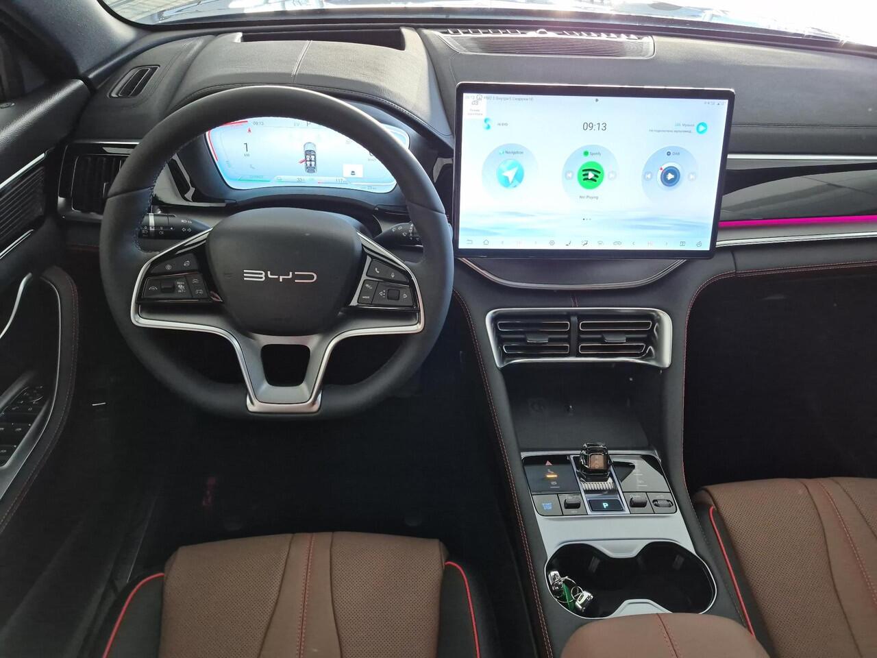 BYD Seal U 1.5 DM-i FWD Boost | Plug-In Hybrid | Stoelverwarming | Panoramisch Schuifdak | 360° Camera |