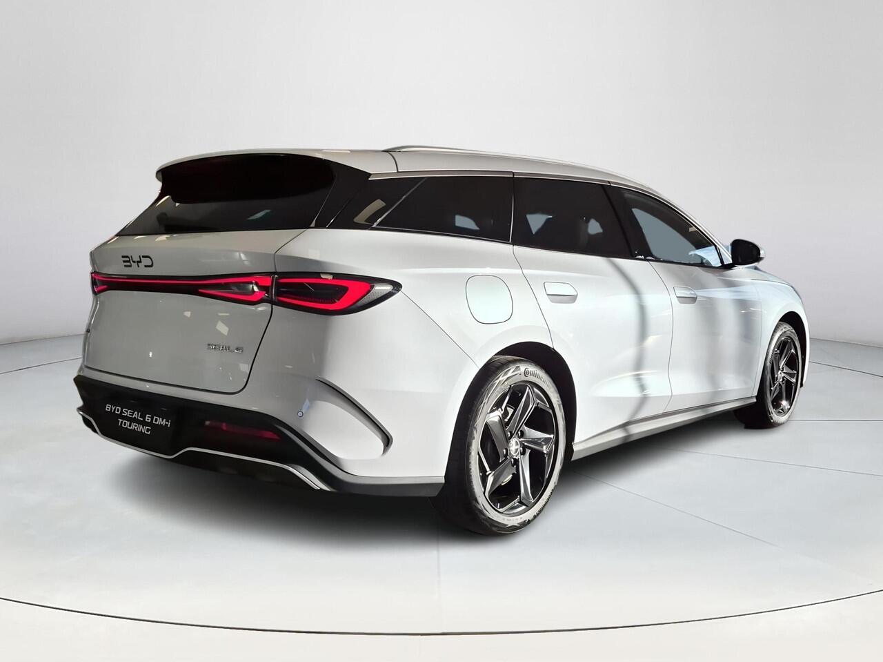 BYD Seal 6 1.5 DM-i Comfort - Touring | ¤4000 korting | 1350 KM WLTP | Elektrische klep | Apple Carplay/Android Auto | Elektrische stoelen |